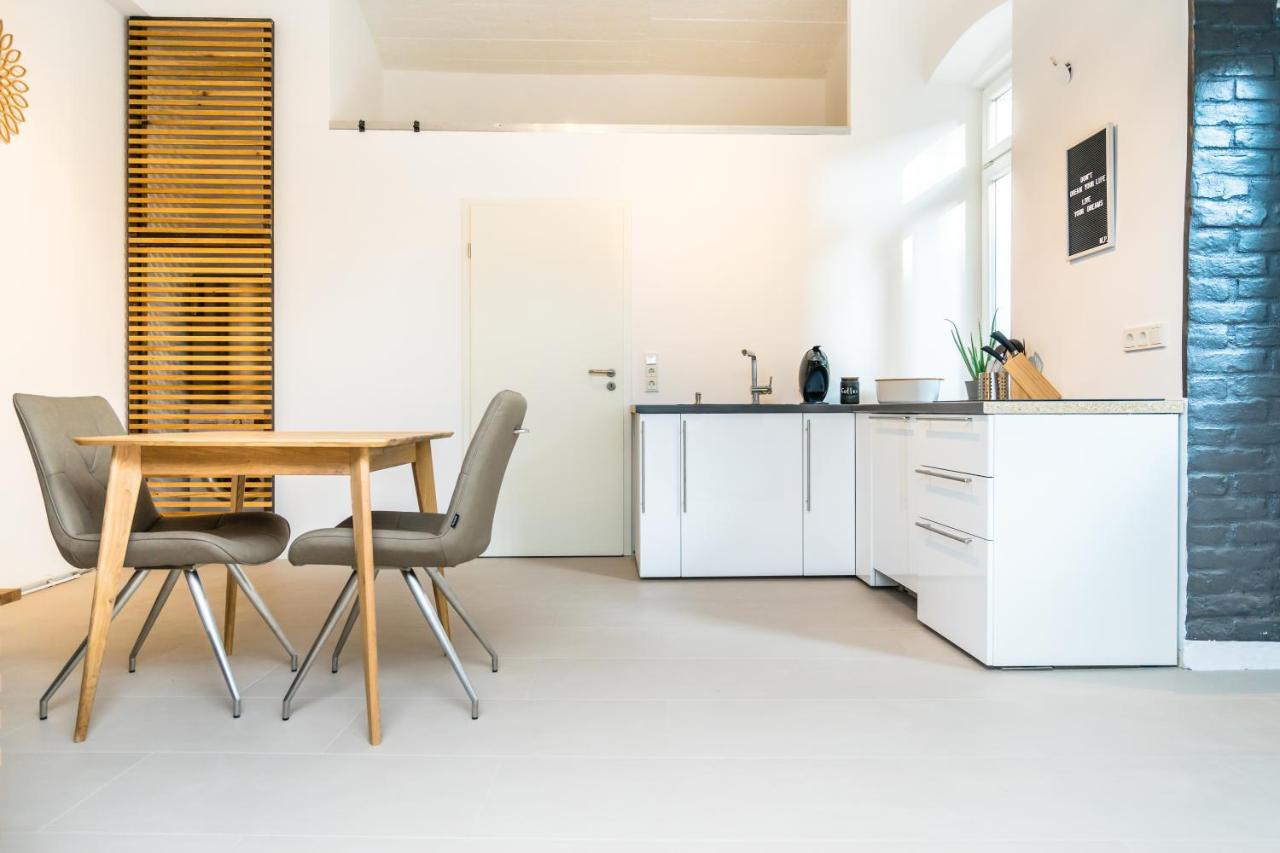 Homebydoni - Kueche I Terrasse I 500 Mbits Wifi I Design Loft Nahe Rmcc & Staatstheater Wiesbaden Extérieur photo